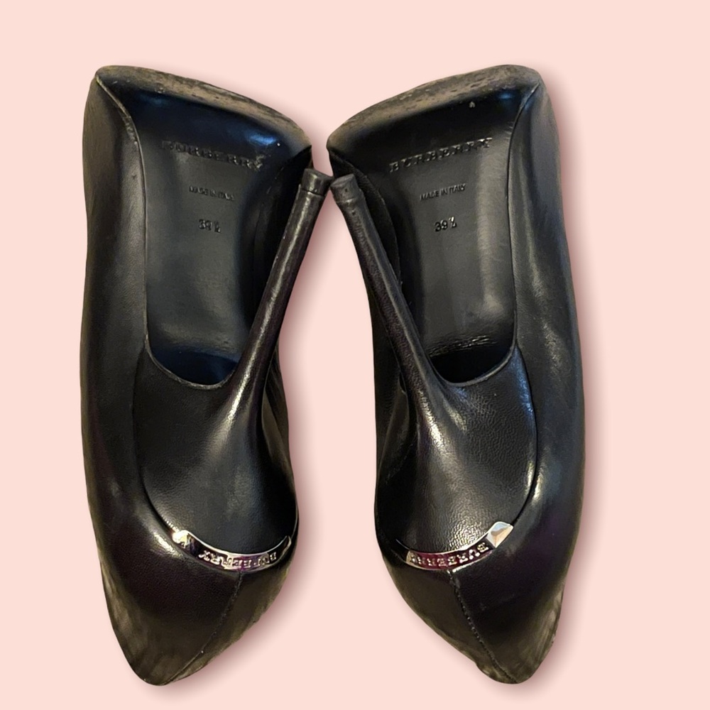 Burberry Black Pumps - Picture 4 of 10
